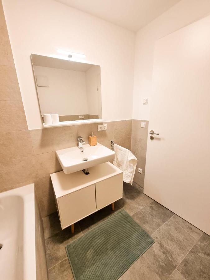 Orangehome: Waldlichtung - Zentral Zwischen Therme Und Stadtmitte บัดไอบ์ลิง ภายนอก รูปภาพ