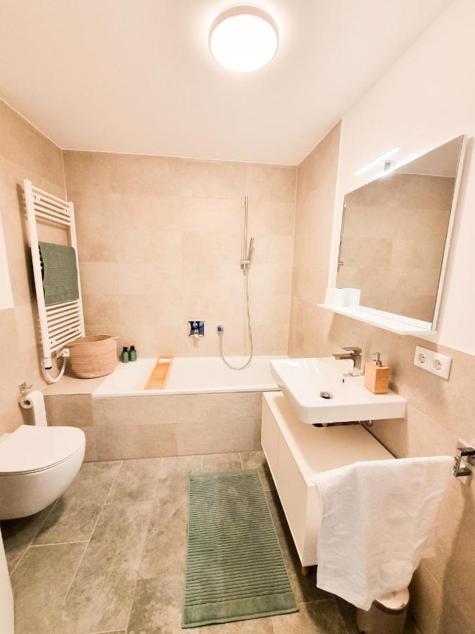 Orangehome: Waldlichtung - Zentral Zwischen Therme Und Stadtmitte บัดไอบ์ลิง ภายนอก รูปภาพ