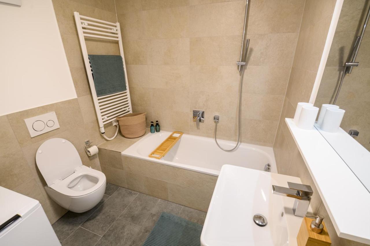 Orangehome: Waldlichtung - Zentral Zwischen Therme Und Stadtmitte บัดไอบ์ลิง ภายนอก รูปภาพ